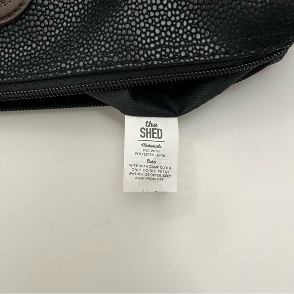 NWT Manscaped Men's "The Shed" Grab-And-Go Traveling Bag Toiletries Lightweight - Picture 8 of 9